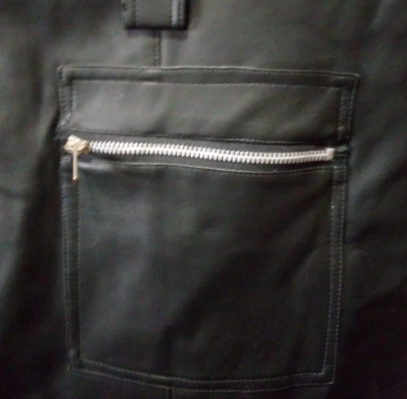 Black Leather Vest with Zipper Pockets - Picture 6 of 12